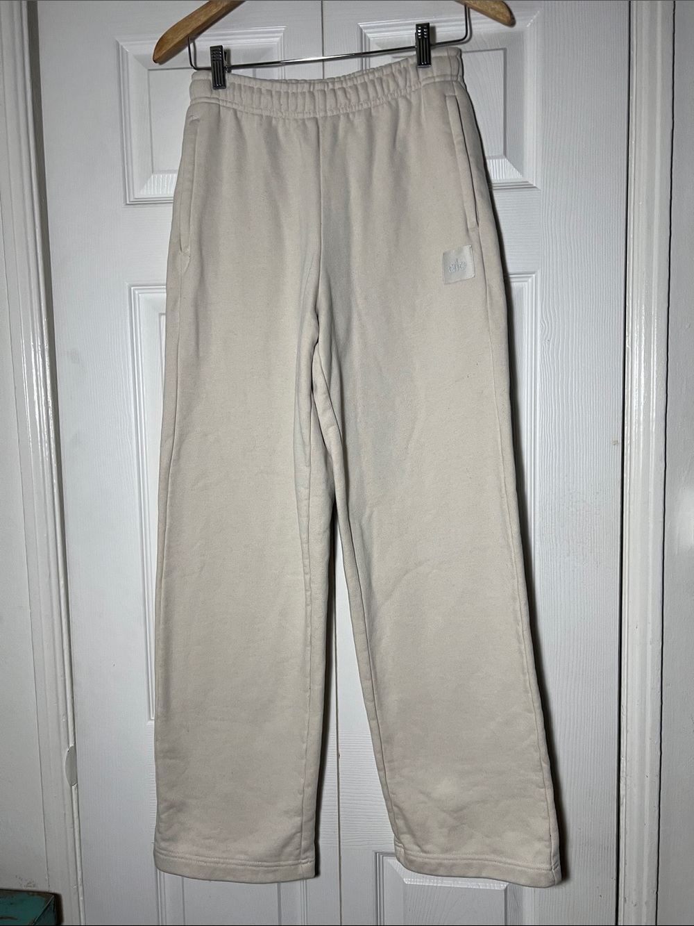 Alo yoga High waist wide leg Sweatpant Jogger Women’s Small